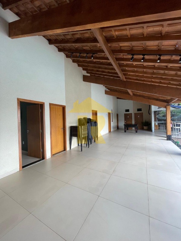 Casa com 5 quartos à venda e aluguel, 500m² — foto 3 de 14