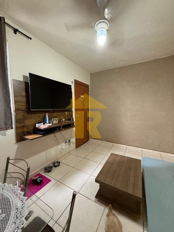 Apartamento com 2 quartos à venda, 50m² — foto 2 de 22
