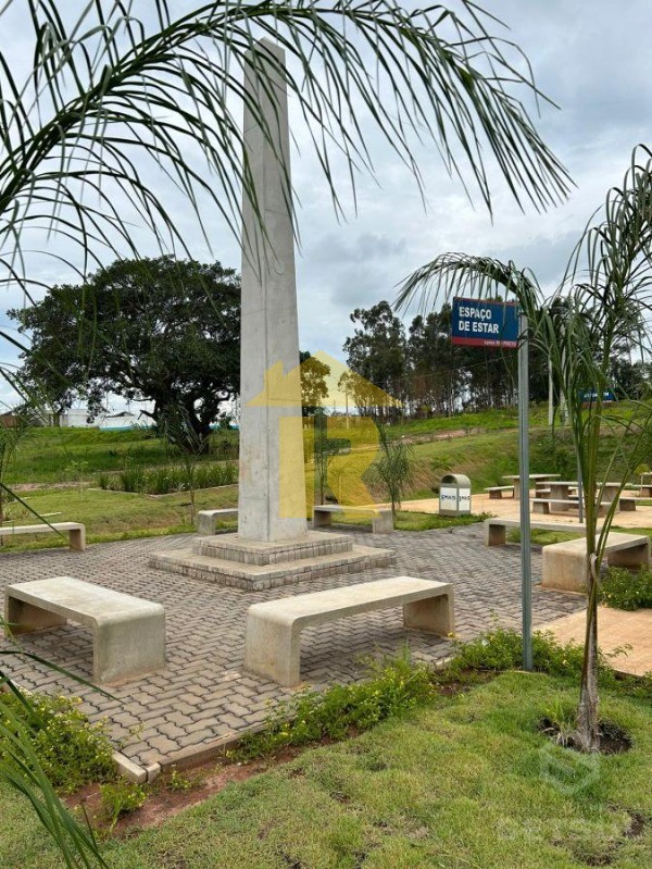 Terreno / Lote / Condomínio  à venda, 200m² — foto 6 de 6