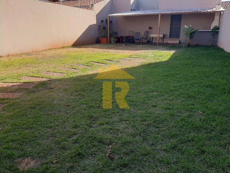 Casa com 3 quartos à venda, 145m² — foto 17 de 19