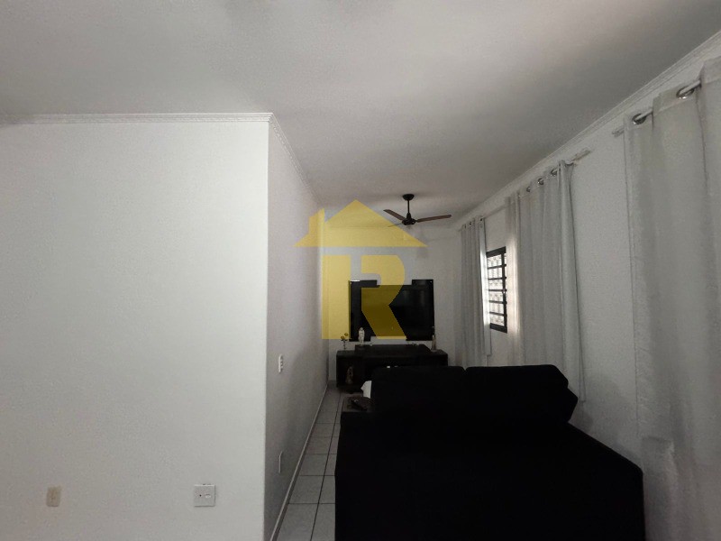 Casa com 3 quartos à venda, 175m² — foto 4 de 11