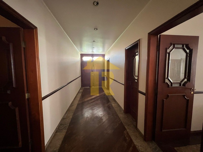 Casa com 4 quartos à venda e aluguel, 500m² — foto 11 de 40