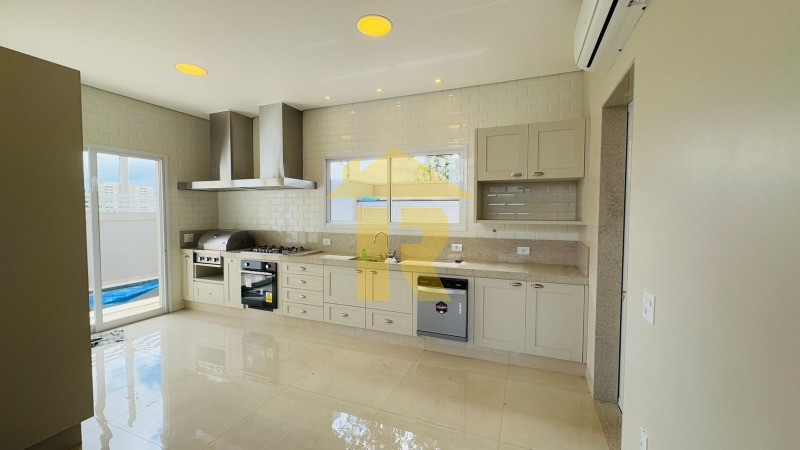 Casa de Condomínio com 3 quartos à venda, 168m² — foto 24 de 32