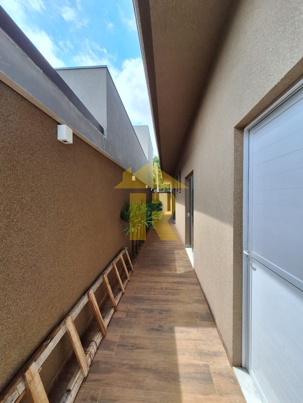 Casa de Condomínio com 3 quartos à venda, 209m² — foto 17 de 19