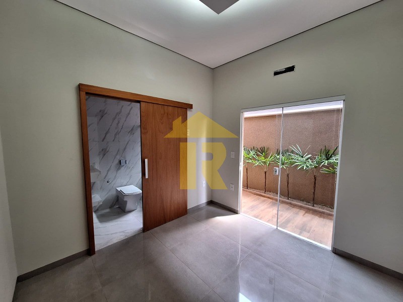Casa de Condomínio com 3 quartos à venda, 209m² — foto 10 de 19
