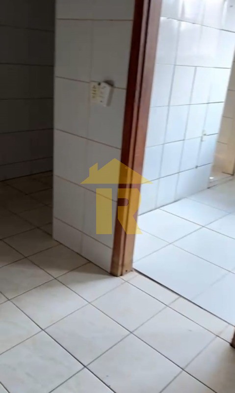 Casa com 3 quartos à venda, 200m² — foto 17 de 21