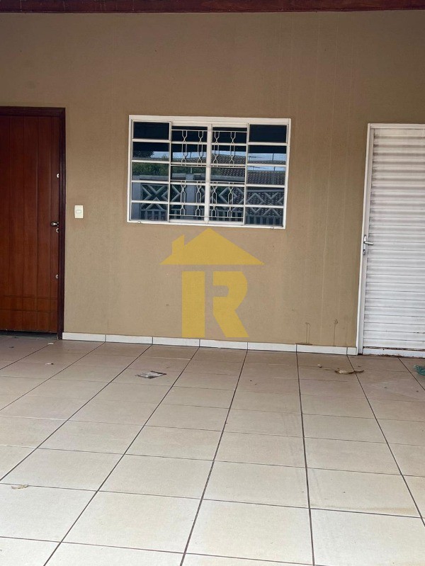 Casa com 3 quartos à venda, 135m² — foto 3 de 19