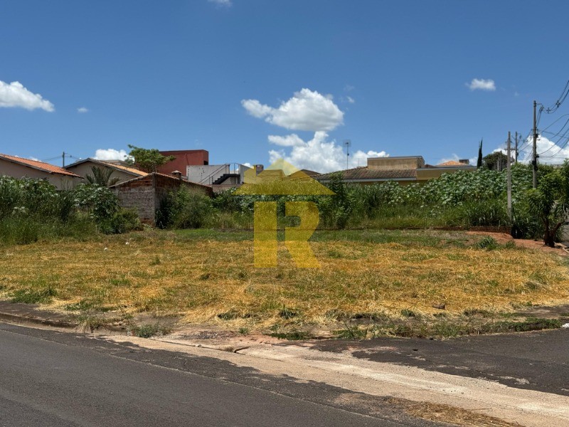 Terreno / Lote / Condomínio  à venda, 388m² — foto 3 de 5