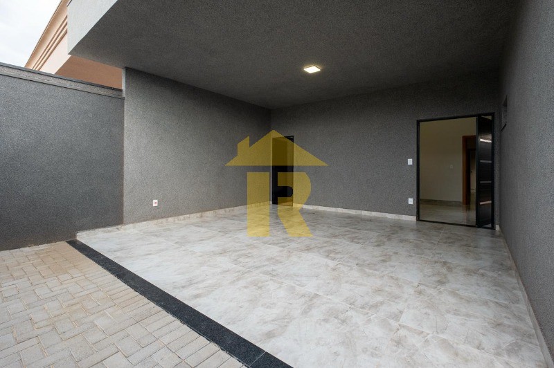 Casa com 3 quartos à venda, 120m² — foto 4 de 19