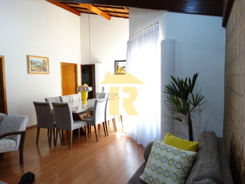 Casa com 3 quartos à venda, 175m² — foto 15 de 30