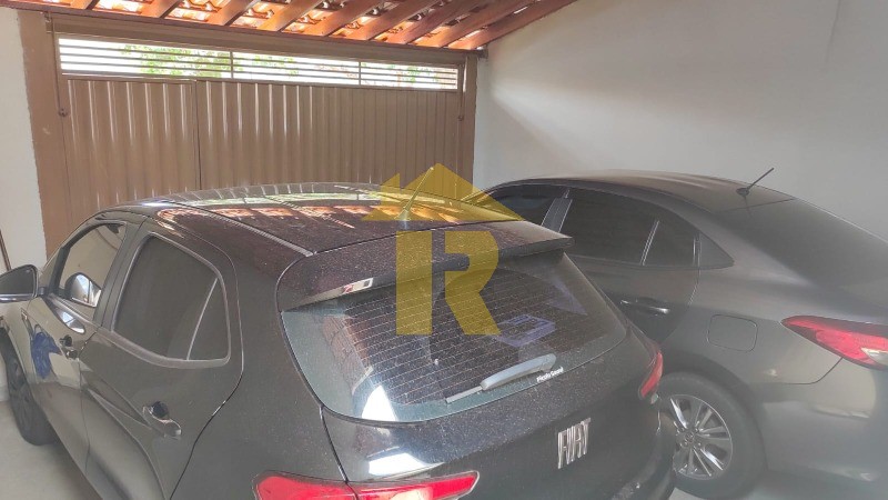 Casa com 3 quartos à venda, 120m² — foto 3 de 21