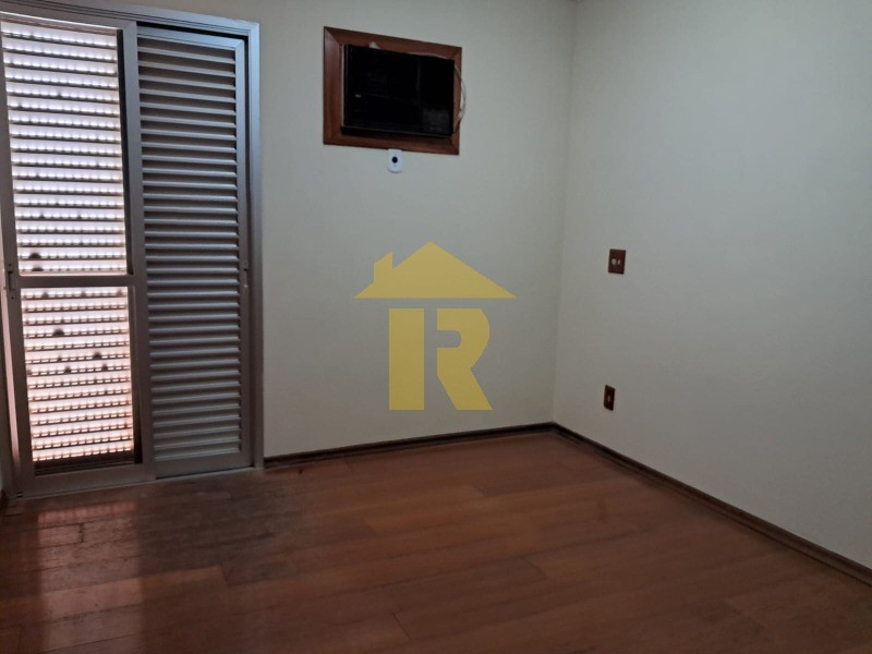 Apartamento com 3 quartos à venda, 137m² — foto 21 de 25