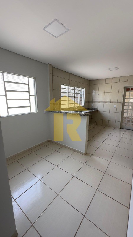 Casa com 3 quartos à venda, 141m² — foto 15 de 23