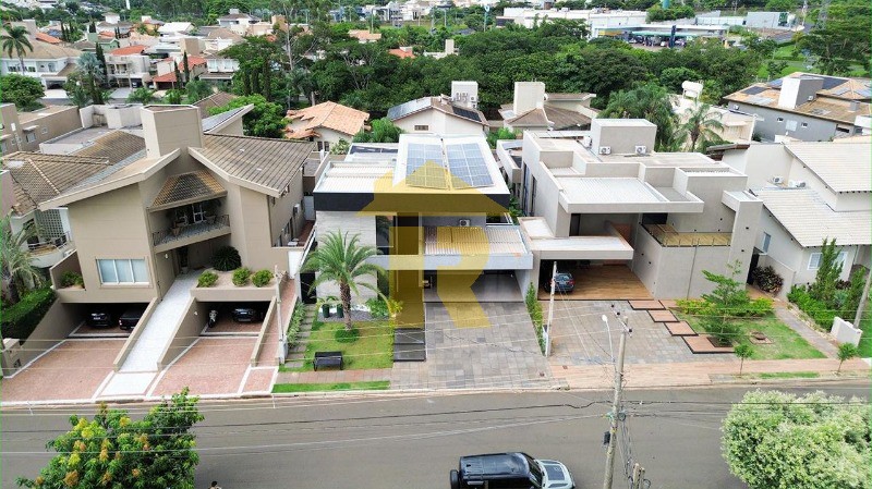 Casa de Condomínio com 4 quartos à venda, 350m² — foto 2 de 26