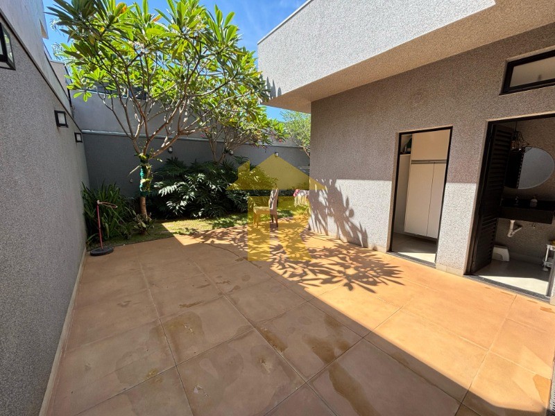 Casa de Condomínio com 3 quartos à venda, 170m² — foto 13 de 29