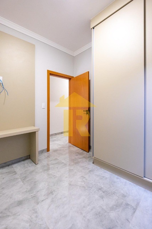 Casa com 3 quartos à venda, 120m² — foto 16 de 19