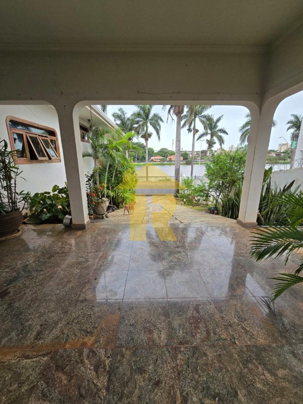 Casa com 4 quartos à venda, 772m² — foto 8 de 38