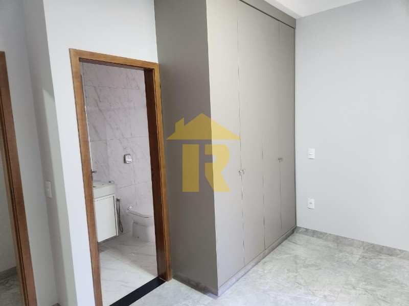 Casa de Condomínio com 3 quartos à venda, 205m² — foto 26 de 43