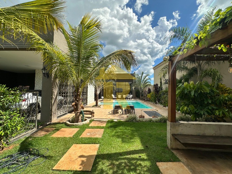 Casa de Condomínio com 4 quartos à venda, 362m² — foto 2 de 6