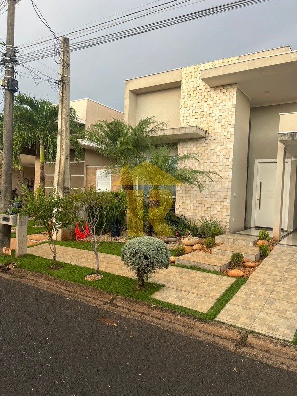Casa de Condomínio com 3 quartos à venda, 202m² — foto 3 de 25