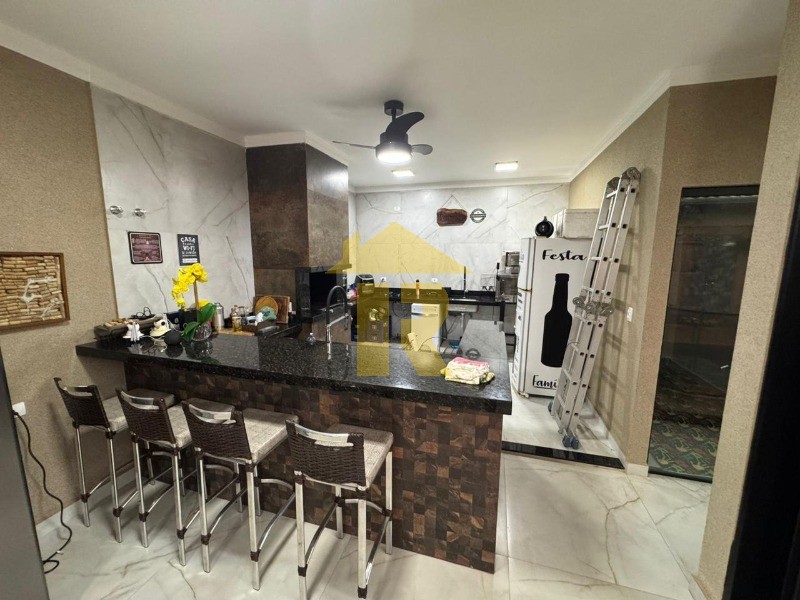 Casa com 3 quartos à venda, 280m² — foto 6 de 29