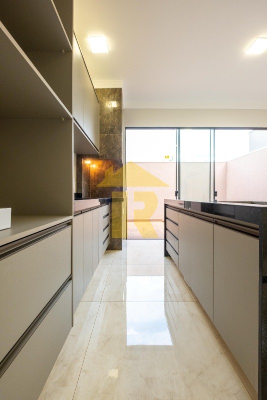 Casa com 3 quartos à venda, 120m² — foto 8 de 21