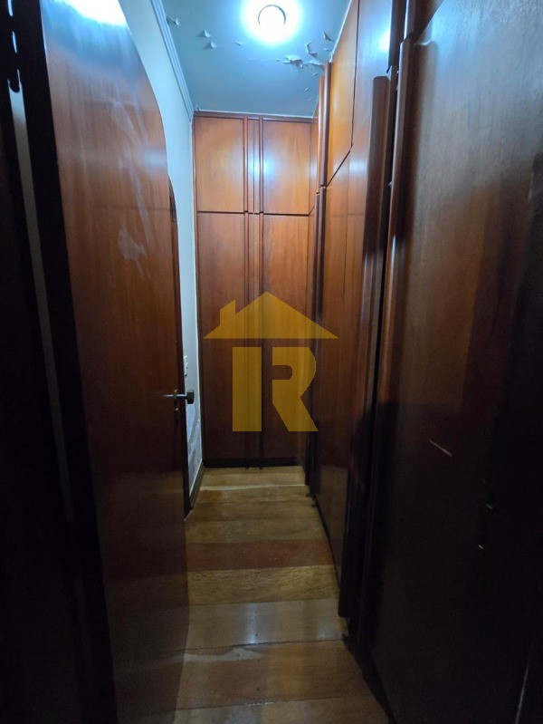Casa com 4 quartos à venda, 772m² — foto 20 de 38