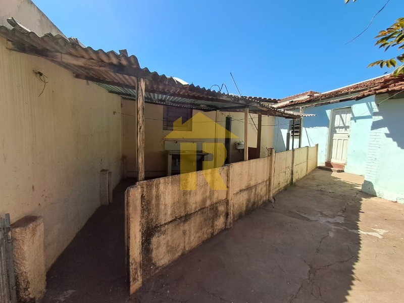 Casa com 3 quartos à venda, 178m² — foto 13 de 15