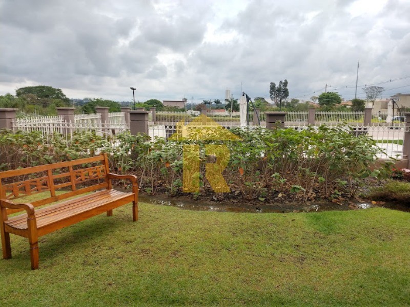 Terreno / Lote / Condomínio  à venda, 239m² — foto 5 de 12