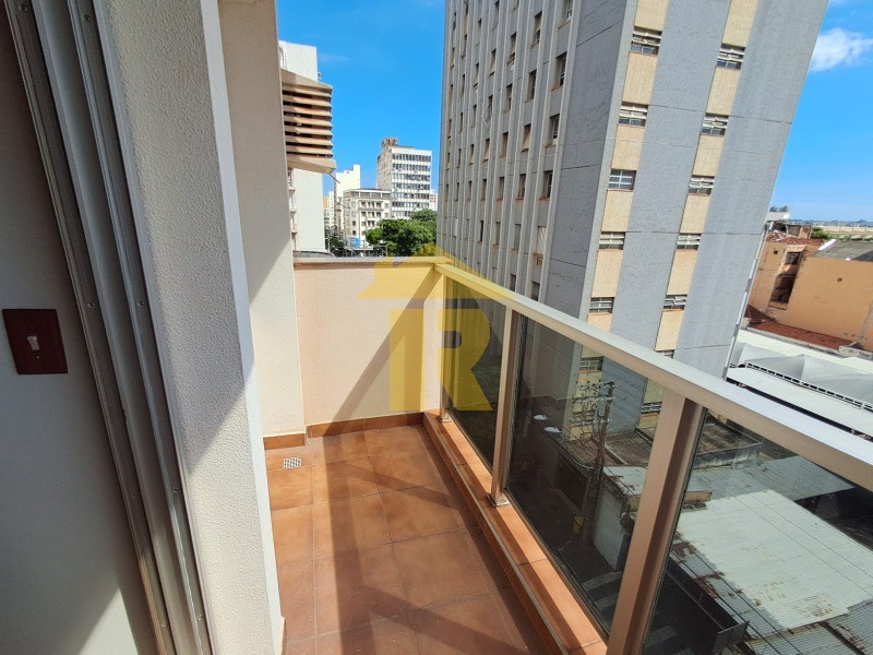 Apartamento com 3 quartos à venda, 137m² — foto 2 de 25