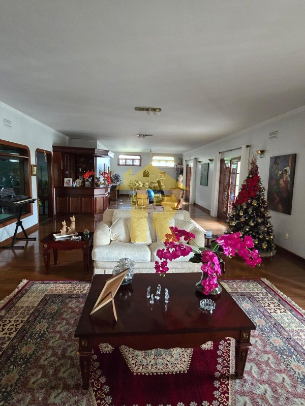 Casa com 4 quartos à venda, 772m² — foto 9 de 38