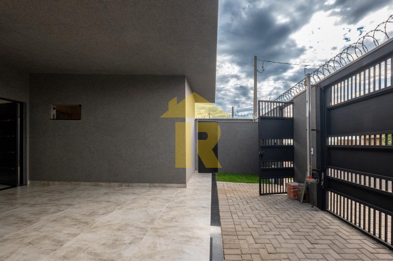 Casa com 3 quartos à venda, 120m² — foto 3 de 19