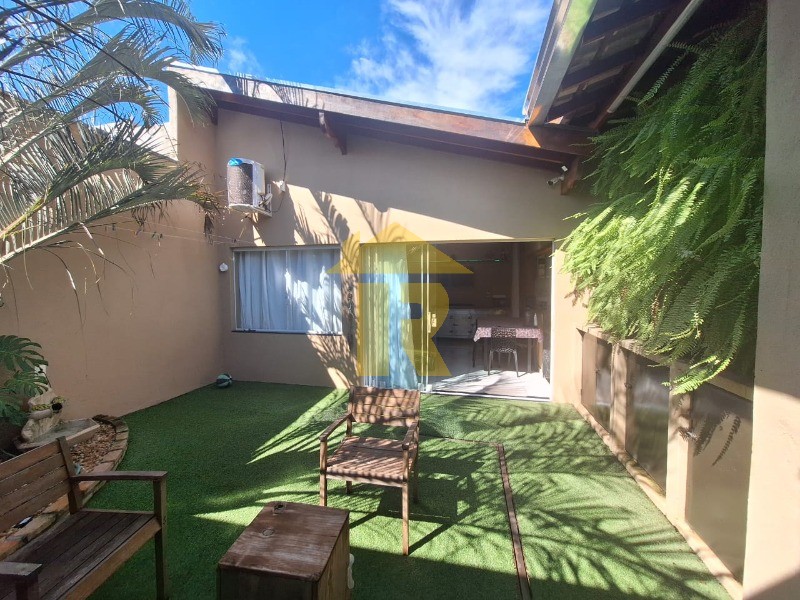 Casa com 3 quartos à venda, 170m² — foto 22 de 23