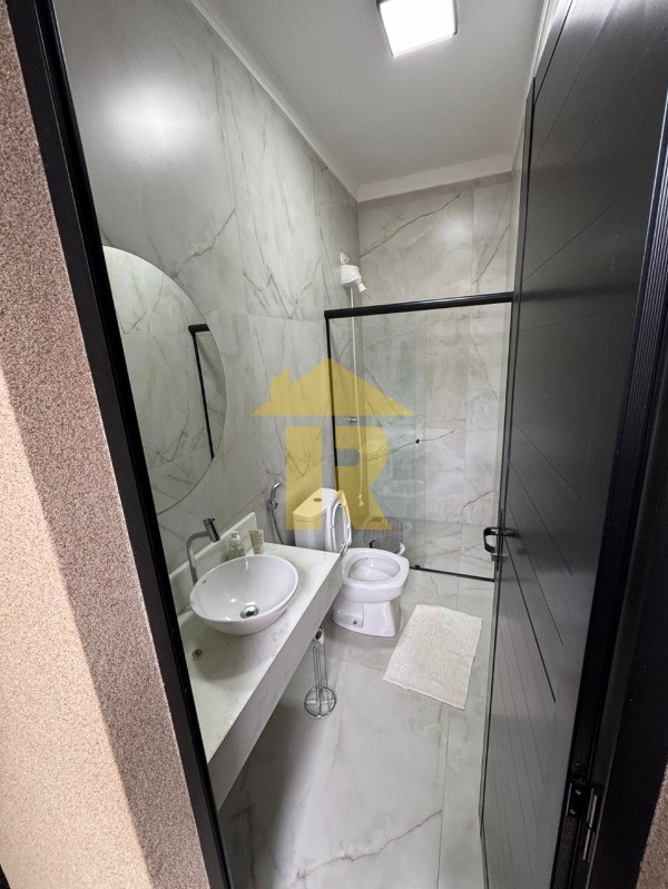 Casa com 3 quartos à venda, 280m² — foto 25 de 29