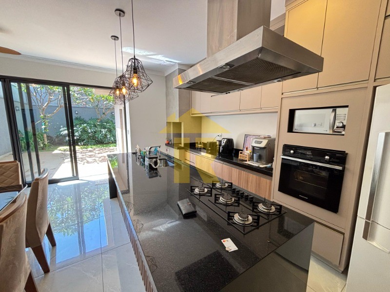 Casa de Condomínio com 3 quartos à venda, 170m² — foto 9 de 29