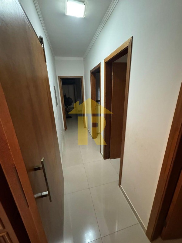 Casa com 3 quartos à venda, 280m² — foto 21 de 29