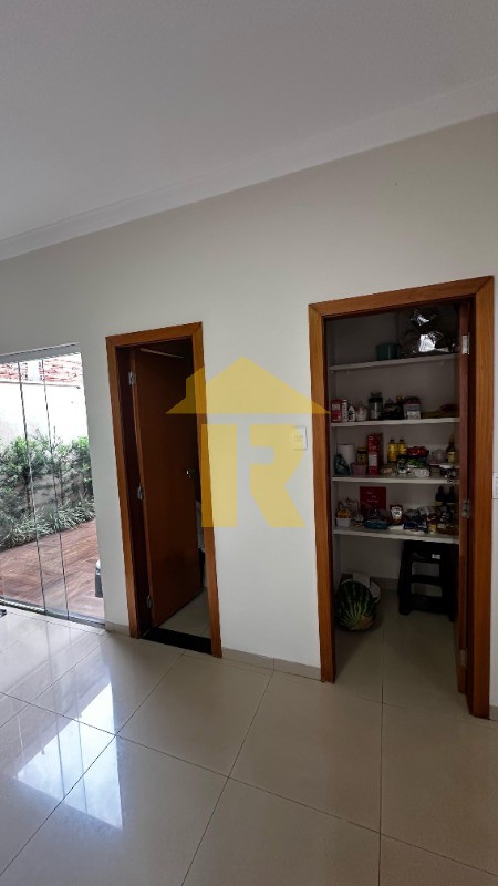 Casa de Condomínio com 3 quartos à venda, 128m² — foto 12 de 31