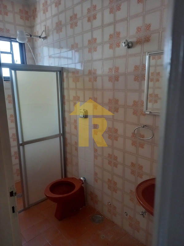 Casa com 4 quartos à venda, 240m² — foto 22 de 23