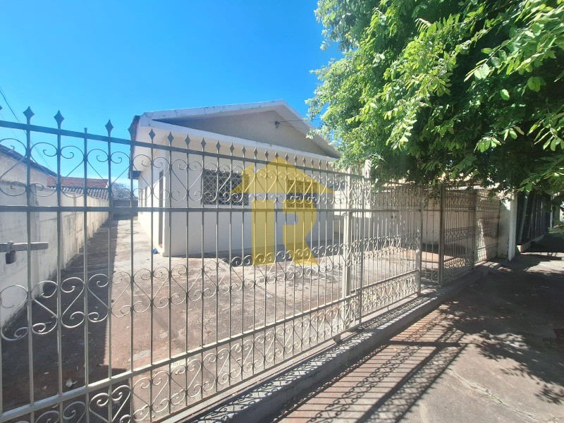 Casa com 2 quartos à venda, 84m² — foto 1 de 14