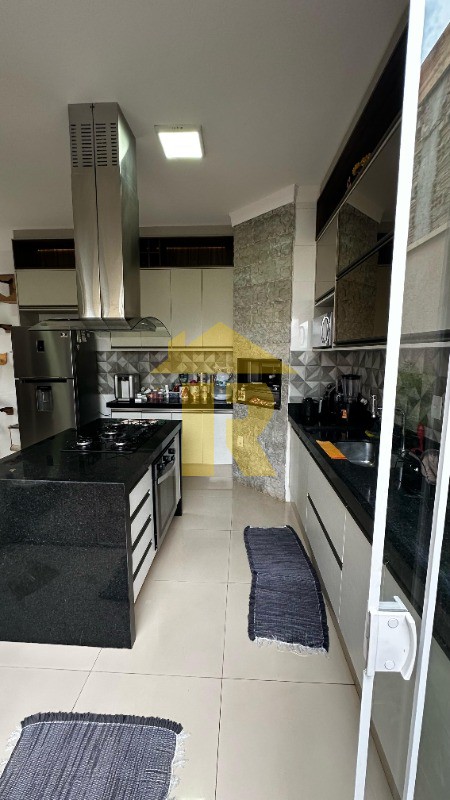 Casa de Condomínio com 3 quartos à venda, 128m² — foto 8 de 31