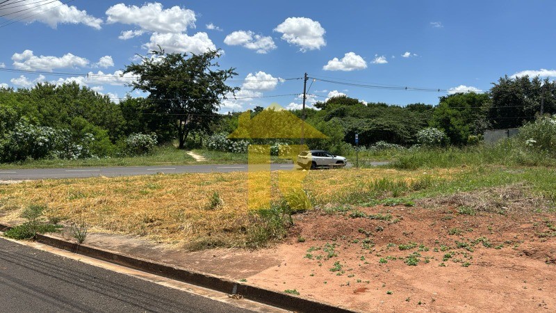 Terreno / Lote / Condomínio  à venda, 388m² — foto 5 de 5