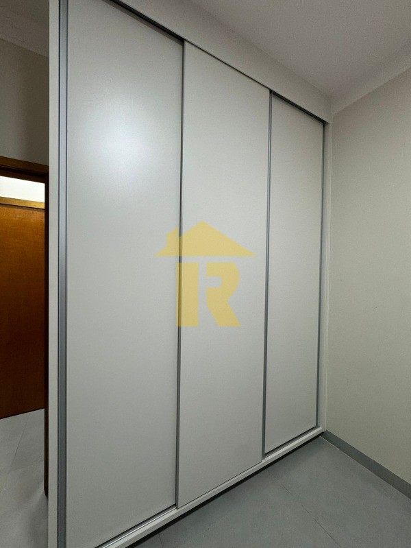 Casa com 3 quartos à venda, 152m² — foto 13 de 17