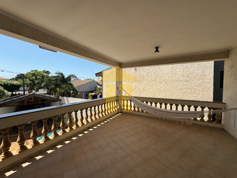 Casa com 5 quartos à venda e aluguel, 465m² — foto 9 de 22