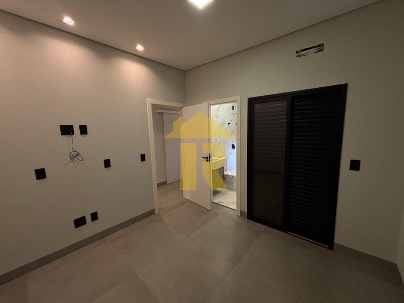 Casa de Condomínio com 3 quartos à venda, 179m² — foto 13 de 16