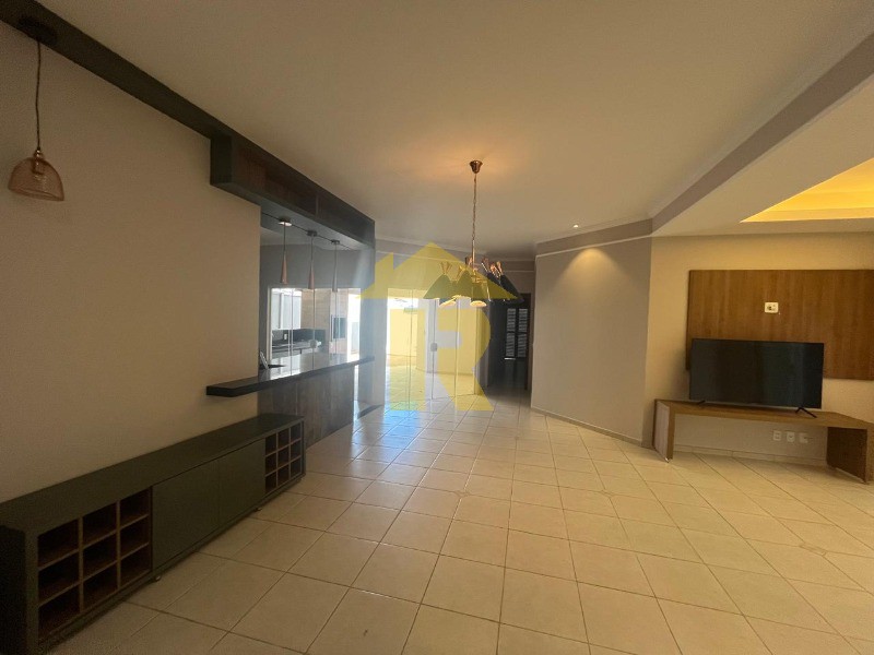 Casa de Condomínio com 3 quartos à venda e aluguel, 200m² — foto 2 de 24
