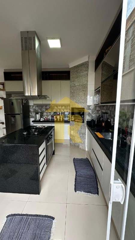 Casa de Condomínio com 3 quartos à venda, 128m² — foto 10 de 31