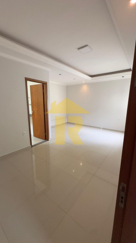Casa com 3 quartos à venda, 141m² — foto 5 de 23