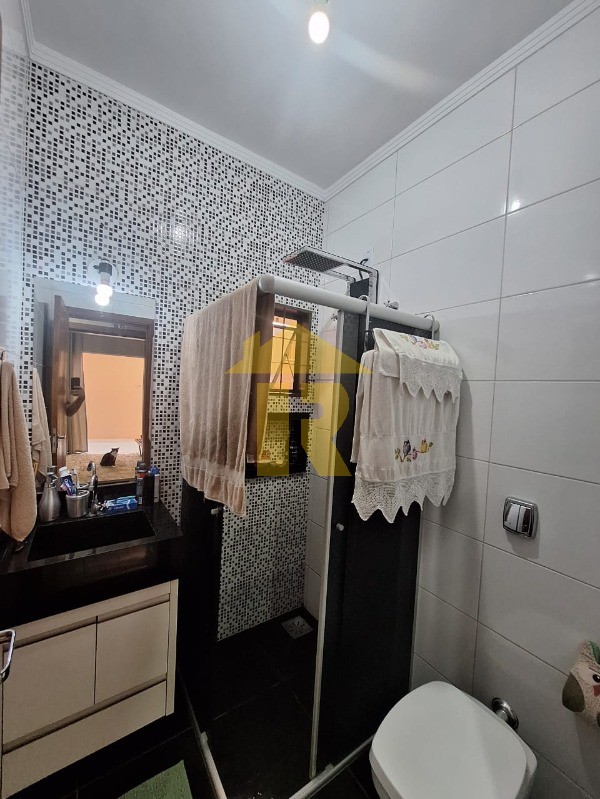 Casa com 3 quartos à venda, 170m² — foto 8 de 23
