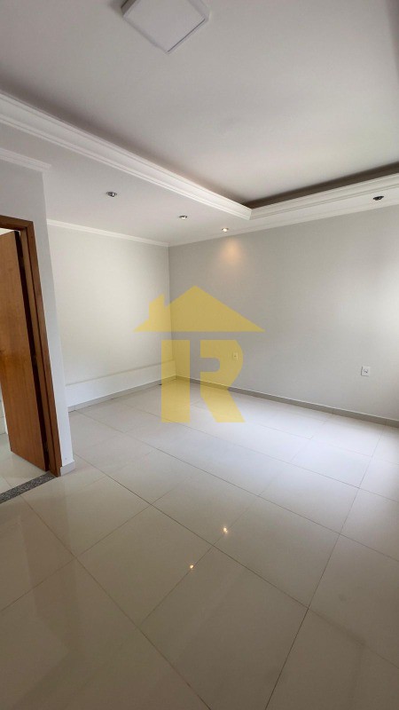 Casa com 3 quartos à venda, 141m² — foto 4 de 23