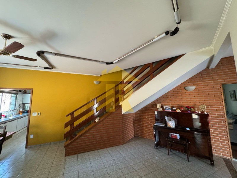 Casa com 5 quartos à venda e aluguel, 465m² — foto 8 de 22
